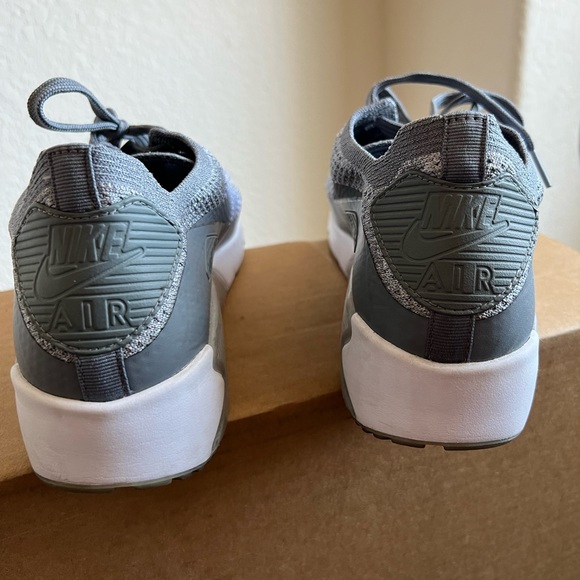 Rare Pure platinum Nike Air Max Ultra 2.0 Flyknit - Picture 3 of 12